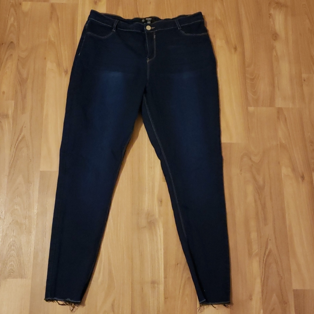 Lawless Dark Wash Jegging